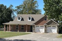 House for sale in McClain County, Oklahoma