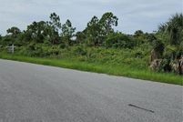 Lakefront Property for sale in Charlotte County, Florida