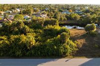 Lakefront Property for sale in Charlotte County, Florida