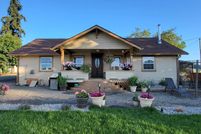 Lakefront Property for sale in Linn County, Oregon