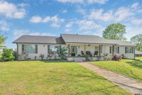 House for sale in Cherokee County, Texas