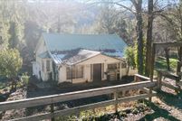 House for sale in Douglas County, Oregon