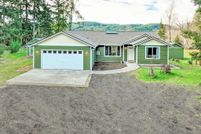 House for sale in Wahkiakum County, Washington