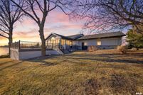 House for sale in Warren County, Illinois