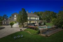 Lakefront Property for sale in Hall County, Georgia