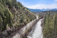 Lakefront Property for sale in Josephine County, Oregon