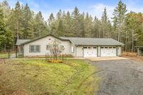 House for sale in Jackson County, Oregon