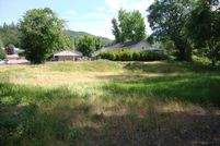 Land for sale in Jackson County, Oregon