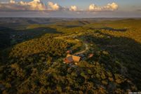 House for sale in Edwards County, Texas