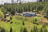 House for sale in Lane County, Oregon