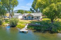 Lakefront Property for sale in Klamath County, Oregon