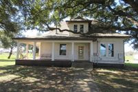 House for sale in Falls County, Texas