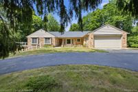House for sale in Oakland County, Michigan