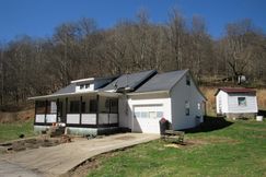 Farm and Ranch in Roane County, West Virginia