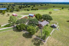 Farm and Ranch in Kaufman County, Texas