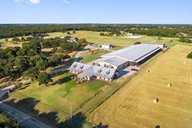 Farm and Ranch in Denton County, Texas