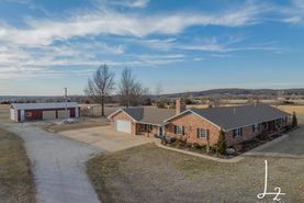 Farm and Ranch in Montgomery County, Kansas