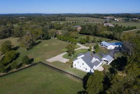 Farm and Ranch in Williamson County, Tennessee