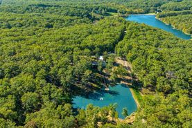 Farm and Ranch in Warren County, Missouri