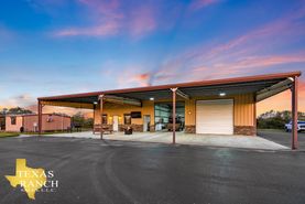 Farm and Ranch in Duval County, Texas