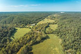 Farm and Ranch in Iron County, Missouri