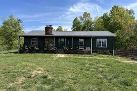 Farm and Ranch in Macon County, Tennessee