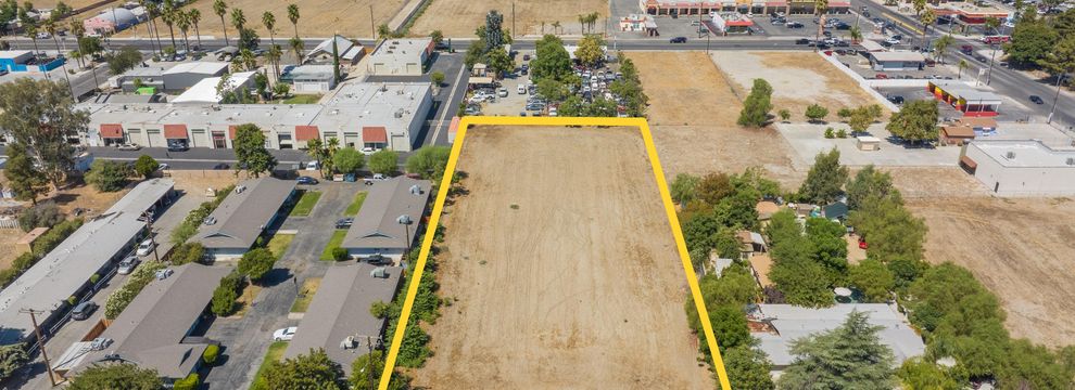 Lakefront Property for sale in Riverside County, California
